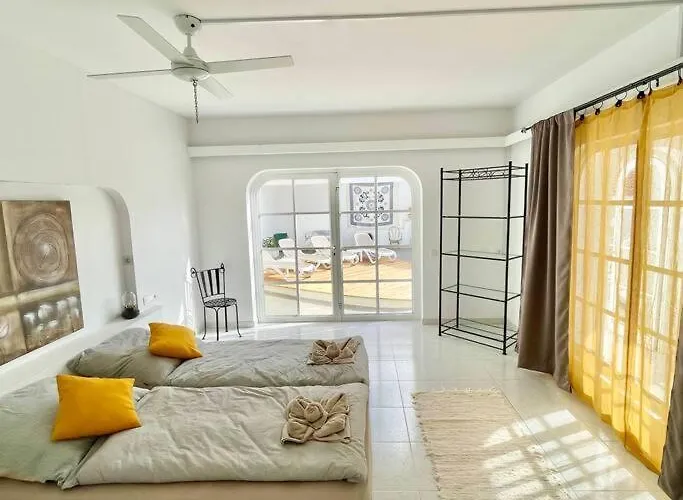 Grosse Sonnendurchflutete Tatil Evi *