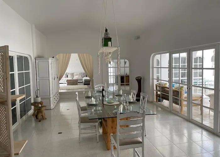 Grosse Sonnendurchflutete Tatil Evi *