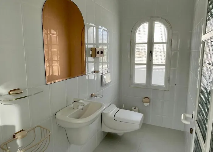 Grosse Sonnendurchflutete Tatil Evi *